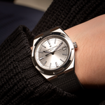 OVERSEAS SELF-WINDING - Silver (2020)