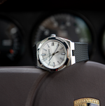 OVERSEAS SELF-WINDING - Silver (2020)