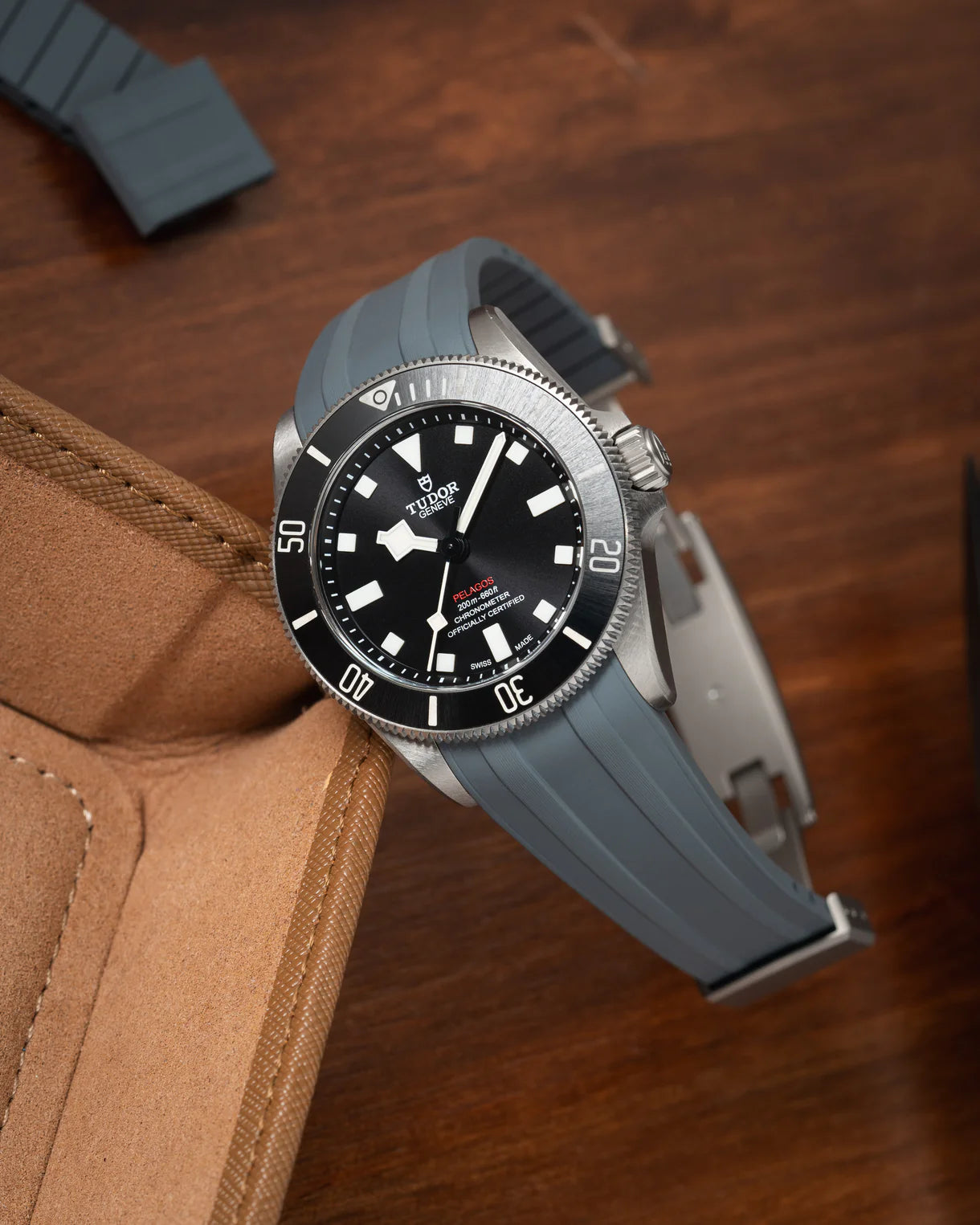 Grey CTS Rubber Strap for Tudor Pelagos 39 – Swiss Emporium
