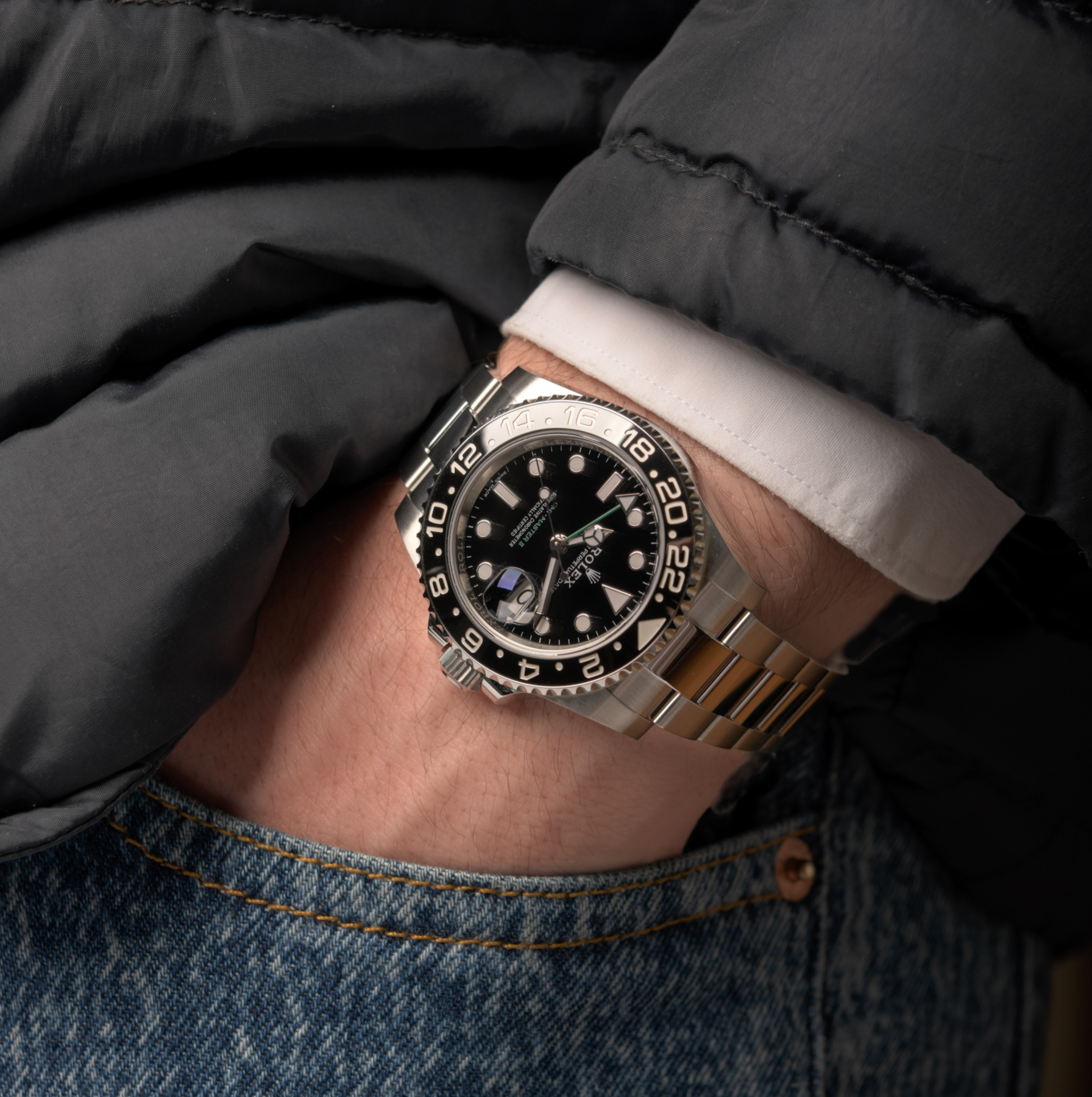 Rolex gmt master ii black discontinued hotsell