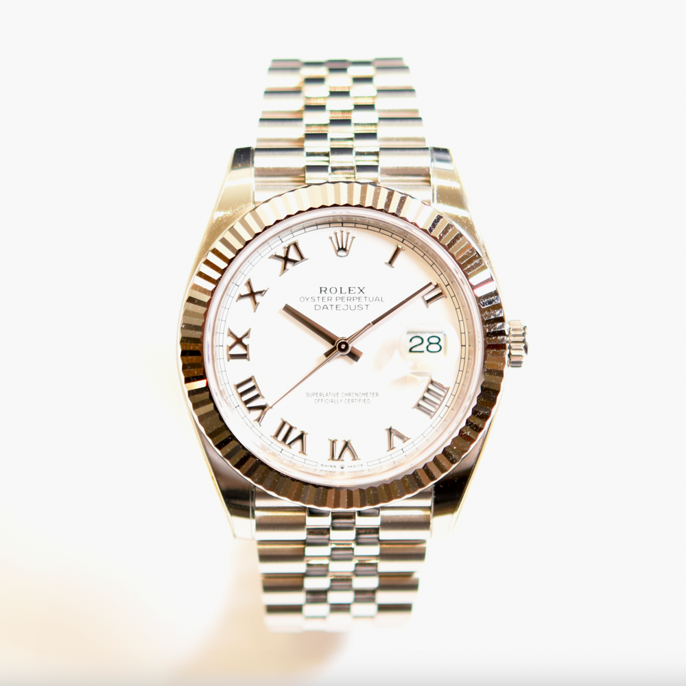 Datejust 41- Oystersteel & 18 ct White Gold, White Roman Dial (2022)