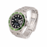 Rolex Submariner 16610LV Kermit 40mm case and crown, side view
