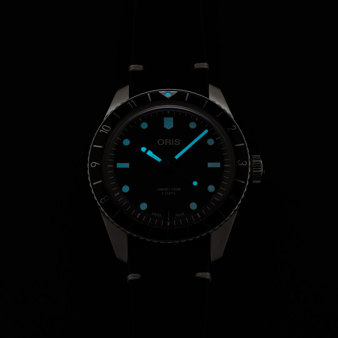DIVERS SIXTY-FIVE 12H CALIBRE 400 – Swiss Emporium - Main Image