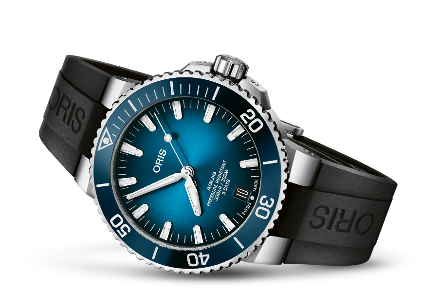 Aquis Date 43.5 - CALIBRE 400