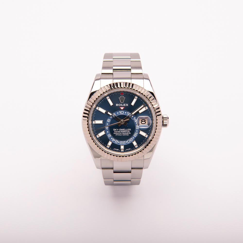 Bright Blue Sky-Dweller (2020)